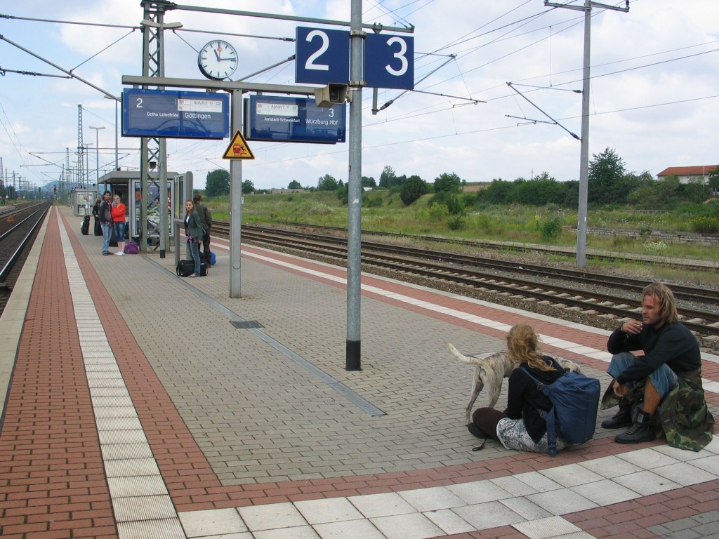 Taking the train through Germany on cheap tickets, one tends to strand at small, but standardized places. One rally does not need to know where it is, they all work the same.